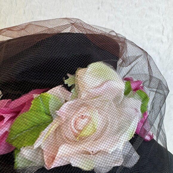 Vintage Black Floral Hat With Mesh Veil & Roses - Picture 2 of 6